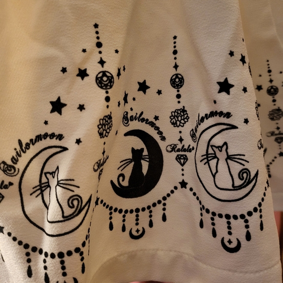 Sailor Moon Artemis Mini Skirt XS Never Worn - Picture 3 of 3